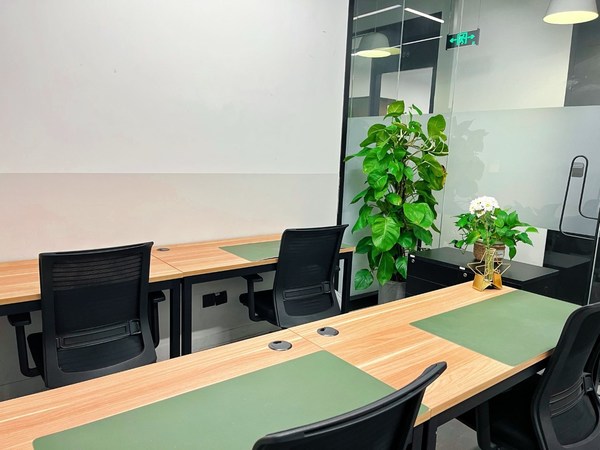 圖二為成旅SPACiE 自習(xí)環(huán)境