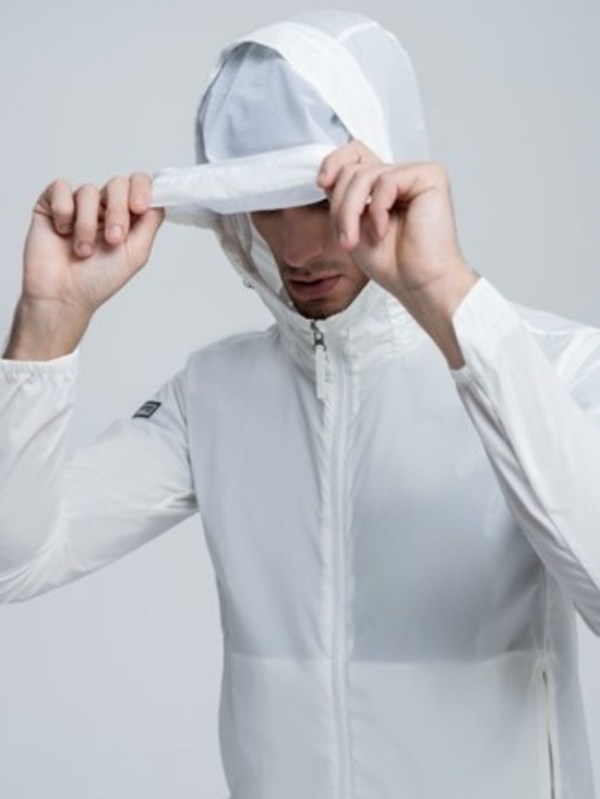 HELLY HANSEN 推出S+A系列，打造夏日防護(hù)功能性單品