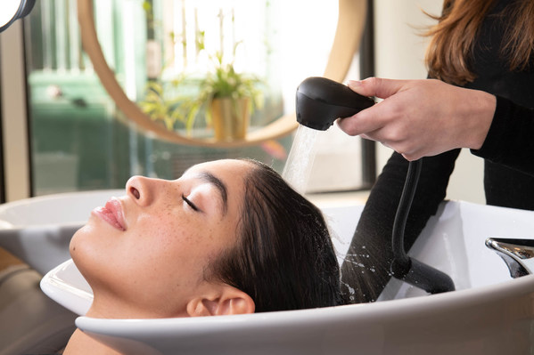 節(jié)水洗護(hù)發(fā)神器L'Or&eacute;al Water Saver為消費(fèi)者帶來(lái)奢華、高效的洗護(hù)發(fā)體驗(yàn)