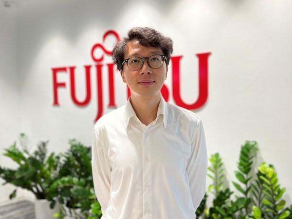 富士通（中國(guó)）信息系統(tǒng)有限公司制造業(yè)解決方案本部副總經(jīng)理 張悅