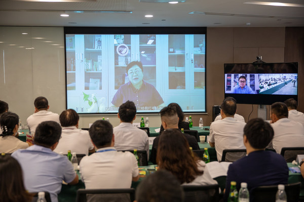 浙羽協(xié)二屆三次會員代表大會在艾萊依集團(tuán)順利召開