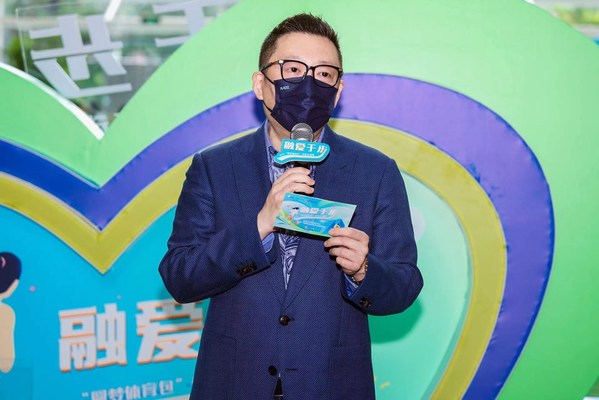 恒基（中國）投資有限公司的租務(wù)總負責(zé)人（北京）陳煒中先生