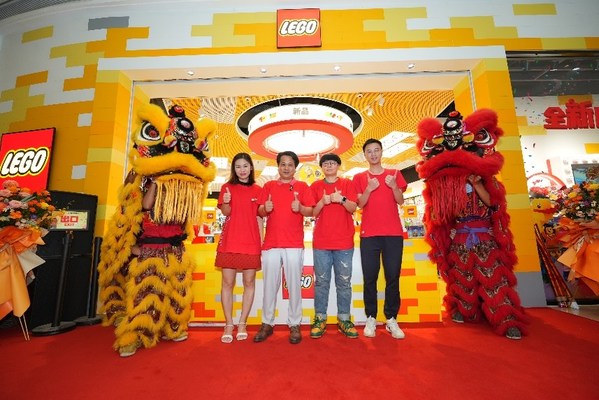 深圳壹方城樂高&reg;授權(quán)專賣店重裝開業(yè)