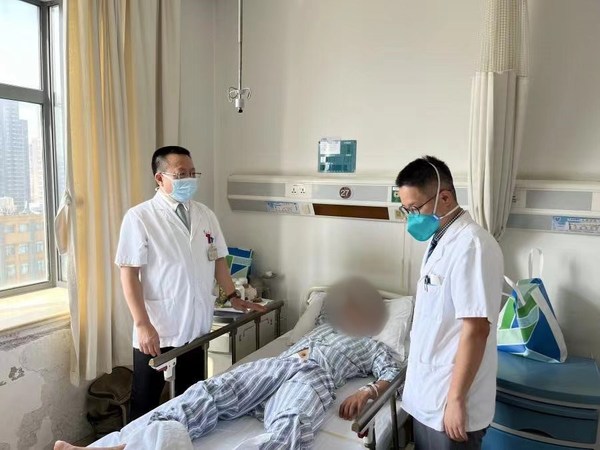 同濟(jì)大學(xué)介入血管研究所李茂全主任團(tuán)隊(duì)