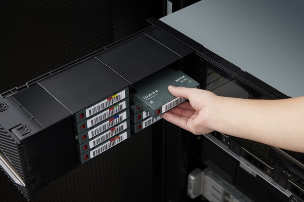 富士膠片(中國)參與安防技術(shù)交流百城會 磁存儲賦能智慧城市建設(shè) 富士膠片(中國)參與安防技術(shù)交流百城會 磁存儲賦能智慧城市建設(shè)