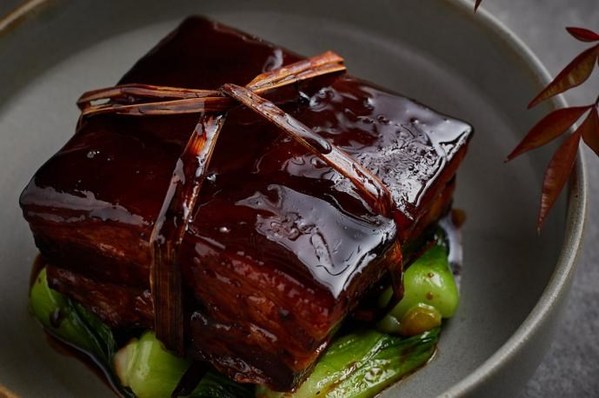 中秋佳節(jié)相聚桂滿隴，享月餅“福禮”，月滿情也滿