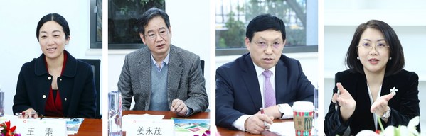 中國(guó)科協(xié)科技創(chuàng)新部科技期刊處處長(zhǎng)王素，中華醫(yī)學(xué)會(huì)副秘書長(zhǎng)姜永茂，中華醫(yī)學(xué)會(huì)雜志社社長(zhǎng)兼總編輯魏均民，威科集團(tuán)全球增長(zhǎng)市場(chǎng)副總裁、中國(guó)董事總經(jīng)理王志霆發(fā)表講話