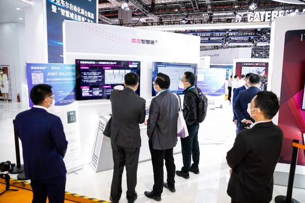 浪潮信息攜手展灣科技亮相進博會：每個工廠都能自建工業(yè)互聯(lián)網(wǎng)平臺