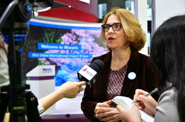 海格集團(tuán)亞太區(qū)高級(jí)副總裁Sophie Breton女士參與進(jìn)博會(huì)主題論壇