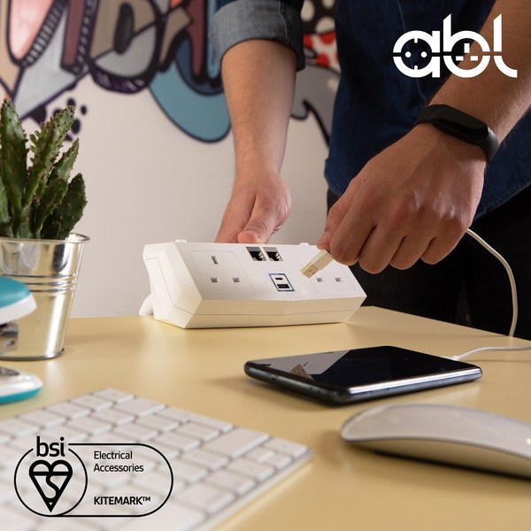 圖片備注：BSI Kitemark風(fēng)箏標(biāo)志助力ABL向消費(fèi)者傳遞質(zhì)量、安全與信任的承諾