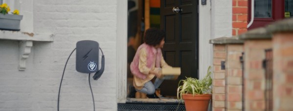 圖片備注：作為自愿性認(rèn)證標(biāo)志，BSI Kitemark風(fēng)箏標(biāo)志表明制造商提供了安全可靠的產(chǎn)品和服務(wù)