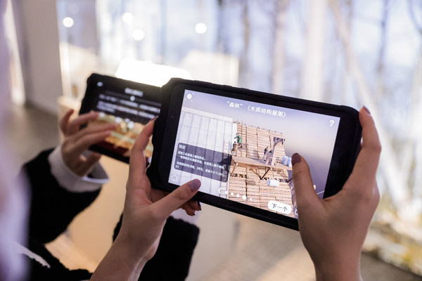 歐萊雅獨家贊助，巴黎圣母院全球首個增強現(xiàn)實感沉浸式展覽落地上海