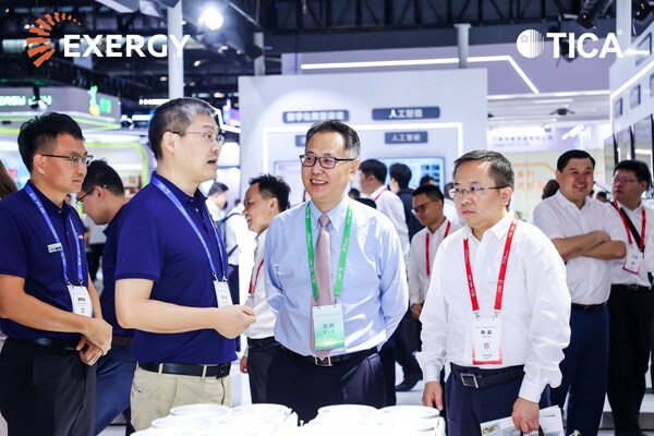 全球參展嘉賓蒞臨EXERGY展臺參觀交流