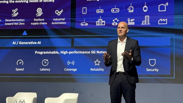 MWC上海首日，愛立信東北亞區(qū)副總裁兼網(wǎng)絡(luò)事業(yè)部負責人Drazen Jarnjak在"5G-A時代下，推進Open Gateway發(fā)展"論壇發(fā)表演講