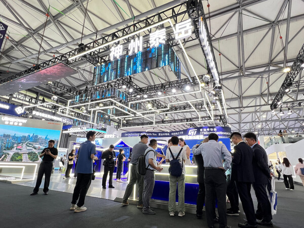 AI FOR FUTURE，神州泰岳攜AI技術(shù)與通信產(chǎn)品深度融合成果亮相2024 MWC上海