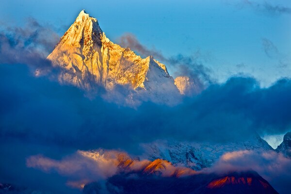 聯(lián)合推出主題旅行線路，體驗(yàn)日照金山的圣景