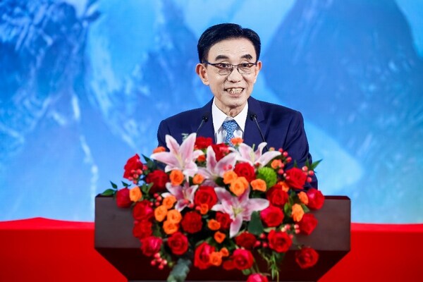 中微公司董事長、總經(jīng)理尹志堯博士致辭