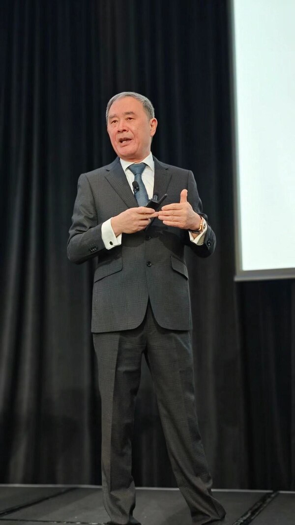 泰康拜博沈剛教授出席悉尼正畸臨床日論壇，為該盛會(huì)首位中國(guó)主賓演講專家