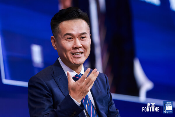 IBM大中華區(qū)董事長(zhǎng)、總經(jīng)理陳旭東(圖片來(lái)源:2024《財(cái)富》世界 500 強(qiáng)峰會(huì))