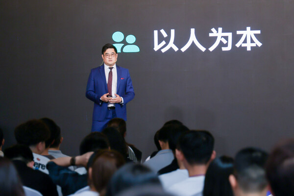 T&Uuml;V萊茵大中華區(qū)電子電氣產(chǎn)品服務(wù)副總裁楊佳劼