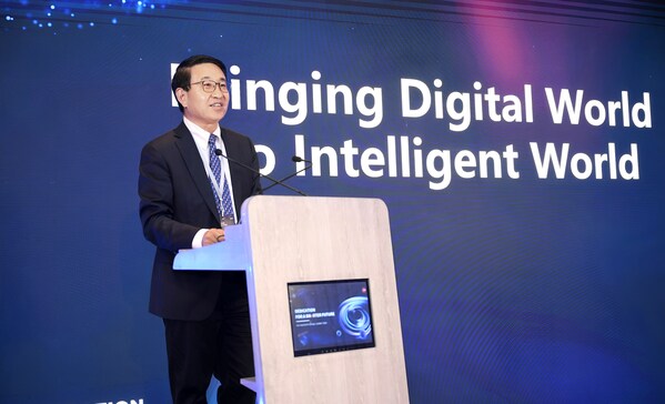 紫光股份董事長、新華三集團總裁兼首席執(zhí)行官于英濤