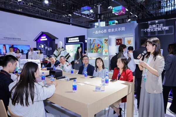 Brother"云南繡娘"公益項(xiàng)目交流會(huì)現(xiàn)場