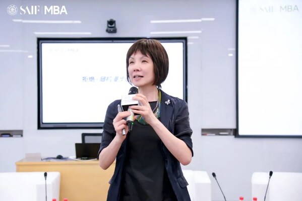 倪海英  上海高金金融研究院助理院長、高金MBA項(xiàng)目執(zhí)行主任