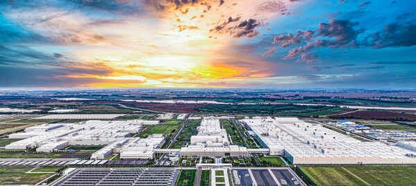 寶馬沈陽鐵西工廠里達(dá)廠區(qū)為新世代車型整裝待發(fā)