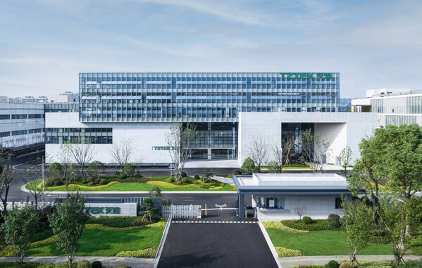 突破14nm工藝壁壘：天準(zhǔn)科技發(fā)布TB2000晶圓缺陷檢測(cè)裝備