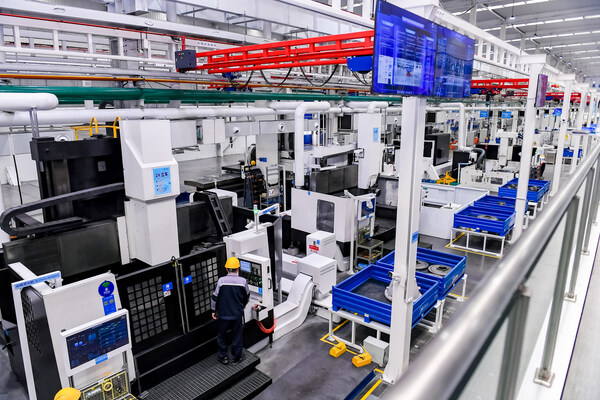 全流程AI賦能，重慶首個美的燈塔工廠照亮中國水機前行之路