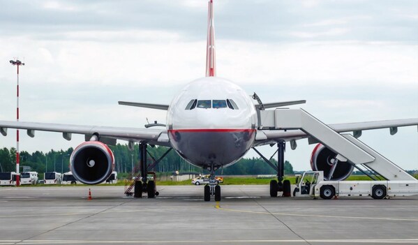 全球機(jī)場(chǎng)客戶服務(wù)行業(yè)首張SGS ISO/IEC 42001人工智能管理體系證書(shū)花落樟宜機(jī)場(chǎng)