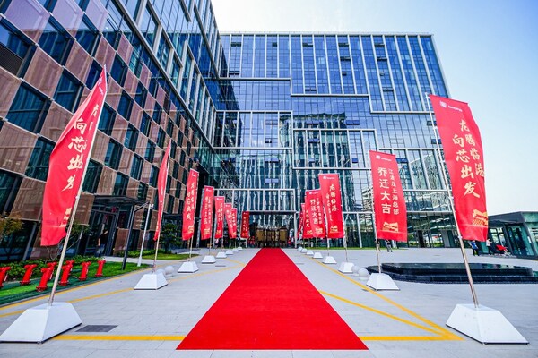 江波龍上?？偛柯涑?！以高端存儲(chǔ)