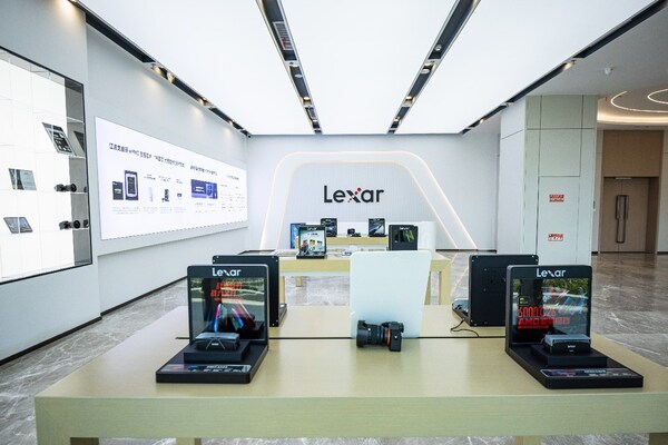 江波龍上?？偛柯涑?！以高端存儲(chǔ)