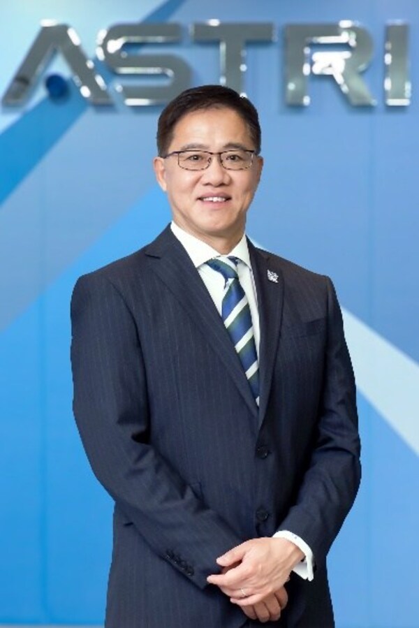 應(yīng)科院行政總裁孫耀達(dá)博士工程師表示，創(chuàng)新科技對(duì)提升香港競(jìng)爭(zhēng)優(yōu)勢(shì)至關(guān)重要，應(yīng)科院將配合《施政報(bào)告》，并繼續(xù)與創(chuàng)新生態(tài)圈內(nèi)各持份者緊密合作，促進(jìn)科研成果商品化。