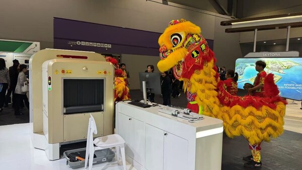 同方威視香港超級樞紐博覽會展臺