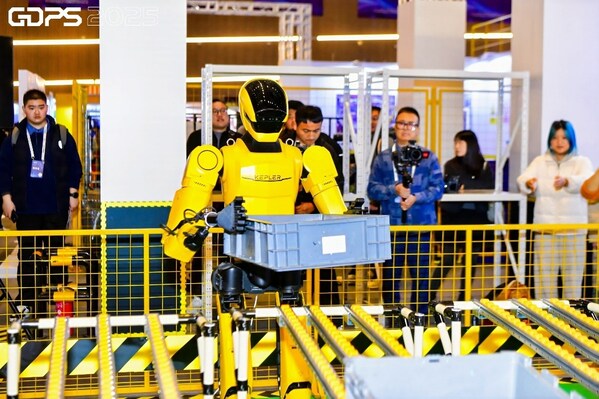 GDPS2025賽場(chǎng)直擊！開(kāi)普勒大黃蜂助力華理斬獲搬運(yùn)賽項(xiàng)桂冠