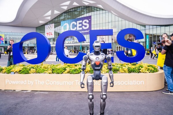 輕量級、高動態(tài)、全開放通用具身智能體PM01