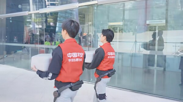 極殼科技 Hypershell 亮相 CES 2026：從技術(shù)概念走向科技普惠，定義消費(fèi)級(jí)外骨骼新標(biāo)桿