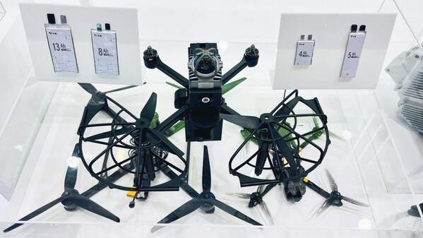 天能固態(tài)電池加碼無人機與機器人賽道
