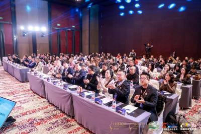 ApexTire2025中國(guó)輪胎年度大選在津發(fā)布 以年度榮譽(yù)折射輪胎行業(yè)競(jìng)爭(zhēng)新方向